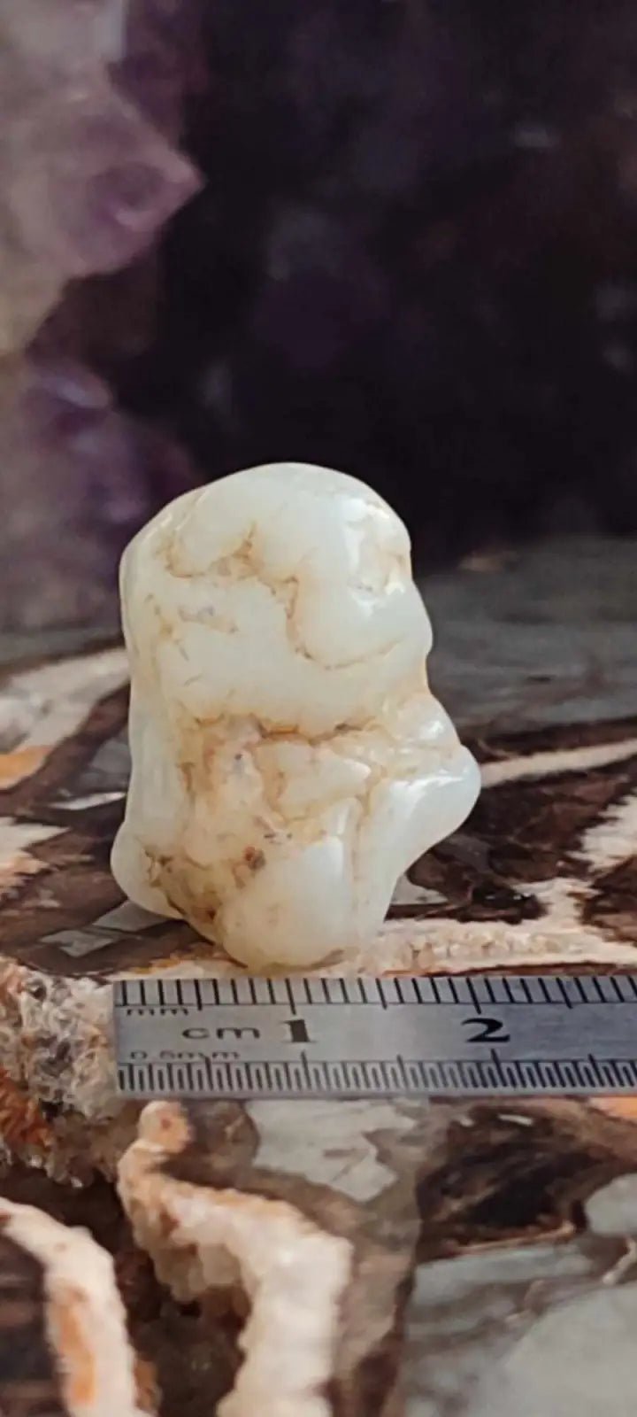 Chargez l&#39;image dans la visionneuse de la galerie, Chrysoprase du Kazakhstan pierre roulée Grade A+++ Chrysoprase pierre roulée
