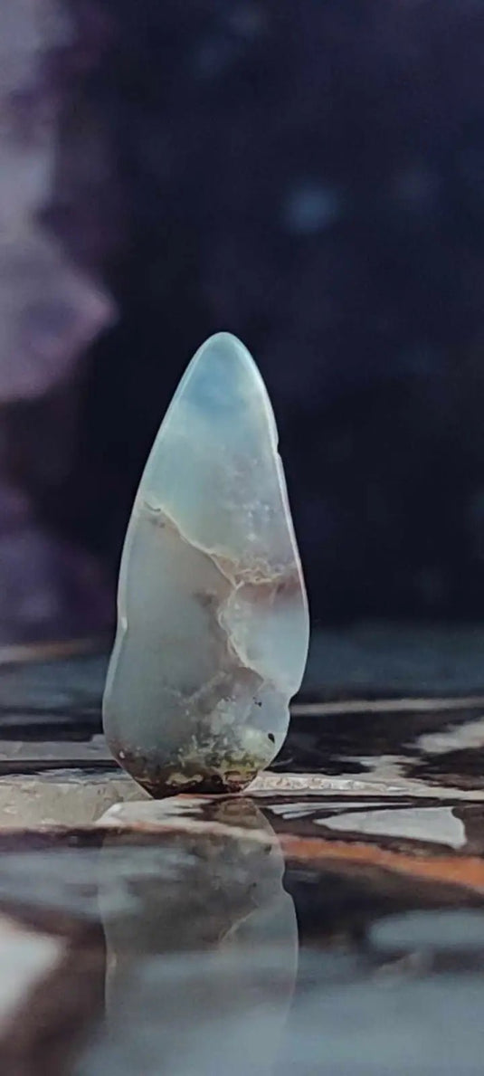 Chrysoprase du Kazakhstan pierre roulée Grade ’Extra’ Chrysoprase pierre roulée