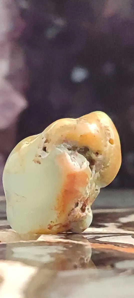 Chrysoprase du Kazakhstan pierre roulée Grade ’Extra’ Chrysoprase pierre roulée