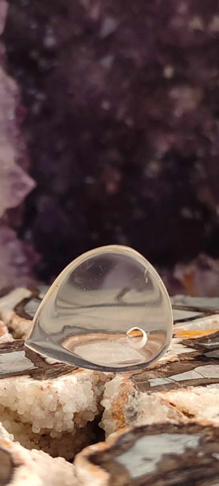 Cirtrine naturelle et véritable du Brésil médiator Grade A++++ Citrine naturelle Médiator