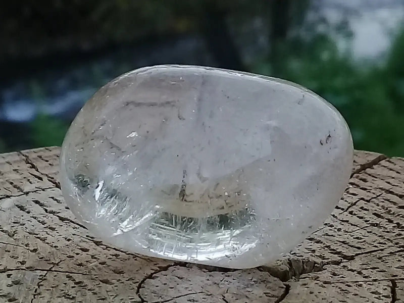 Chargez l'image dans la visionneuse de la galerie, Citrine claire naturelle et véritable du Brésil pierre roulée Grade A++++ Citrine pierre roulée
