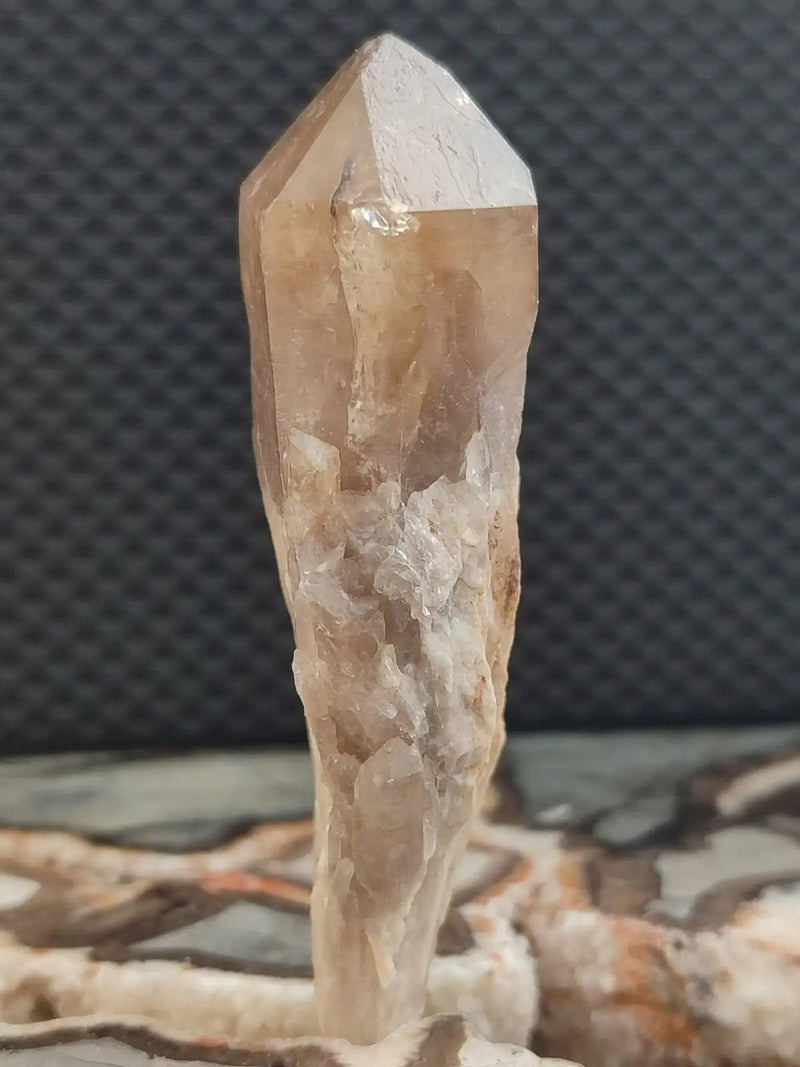 Load image into Gallery viewer, Citrine NATURELLE Authentique du Brésil - Pointe brute - Grade Prémium Citrine pointe brute
