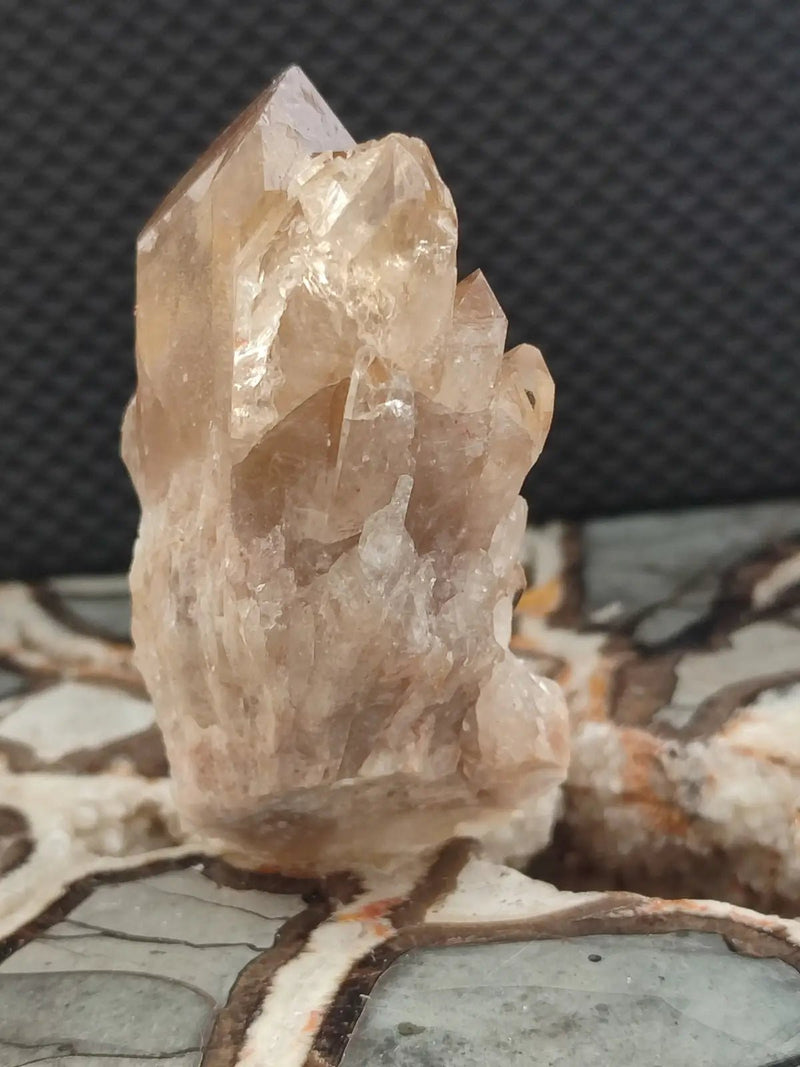 Load image into Gallery viewer, Citrine NATURELLE Authentique du Brésil - Pointe brute - Grade Prémium Citrine pointe brute
