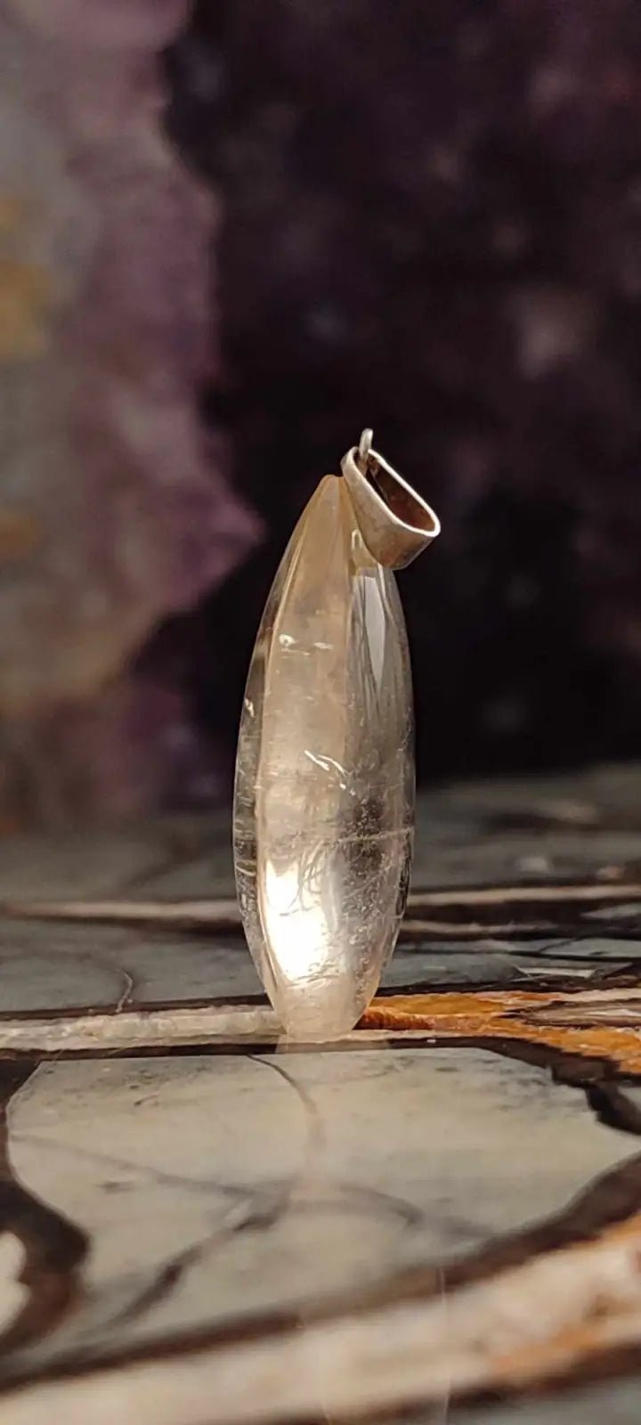 Load image into Gallery viewer, Citrine naturelle et véritable du Brésil pendentif Grade A++++ (fourni avec cordon) Citrine naturelle pendentif
