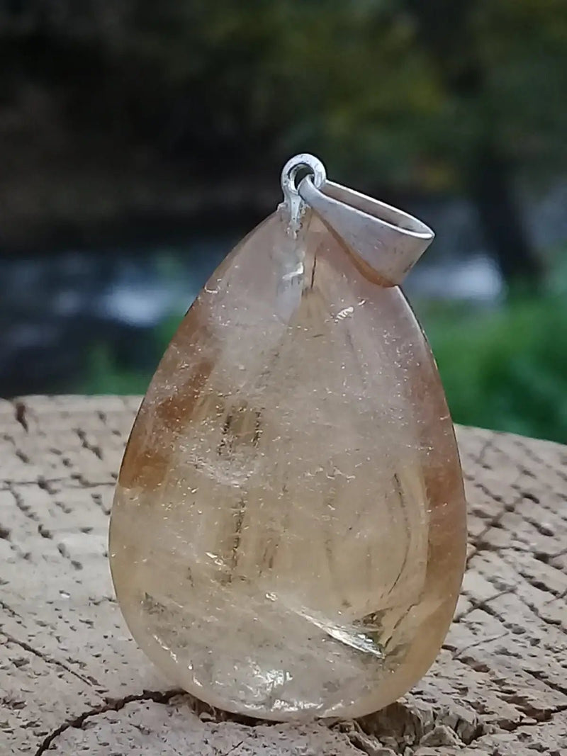 Load image into Gallery viewer, Citrine naturelle et véritable du Brésil pendentif Grade A++++ (fourni avec cordon) Citrine naturelle pendentif

