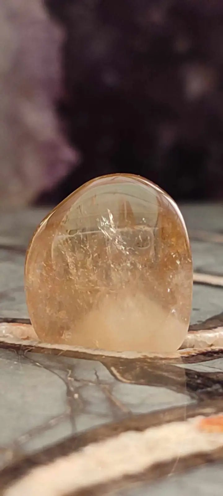 Load image into Gallery viewer, Citrine naturelle et véritable du Brésil pierre roulée Grade A++++ Citrine pierre roulée
