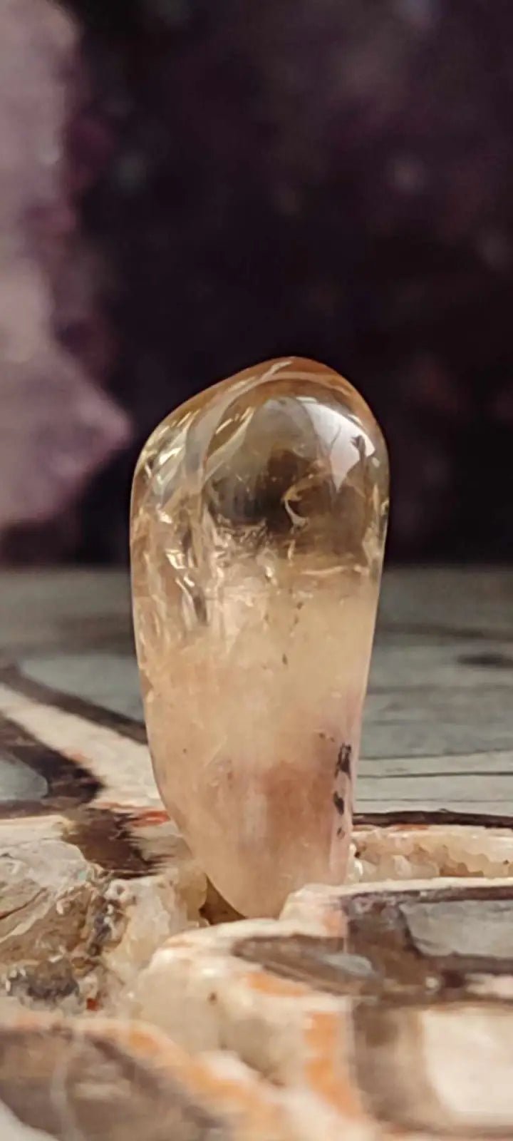 Load image into Gallery viewer, Citrine naturelle et véritable du Brésil pierre roulée Grade A++++ Citrine pierre roulée
