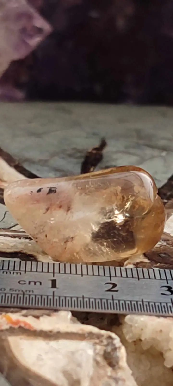 Load image into Gallery viewer, Citrine naturelle et véritable du Brésil pierre roulée Grade A++++ Citrine pierre roulée
