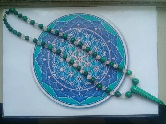 Collier Malachite et Cristal Arc-en-ciel Grade A ++++ Model unique Pendentif Malachite