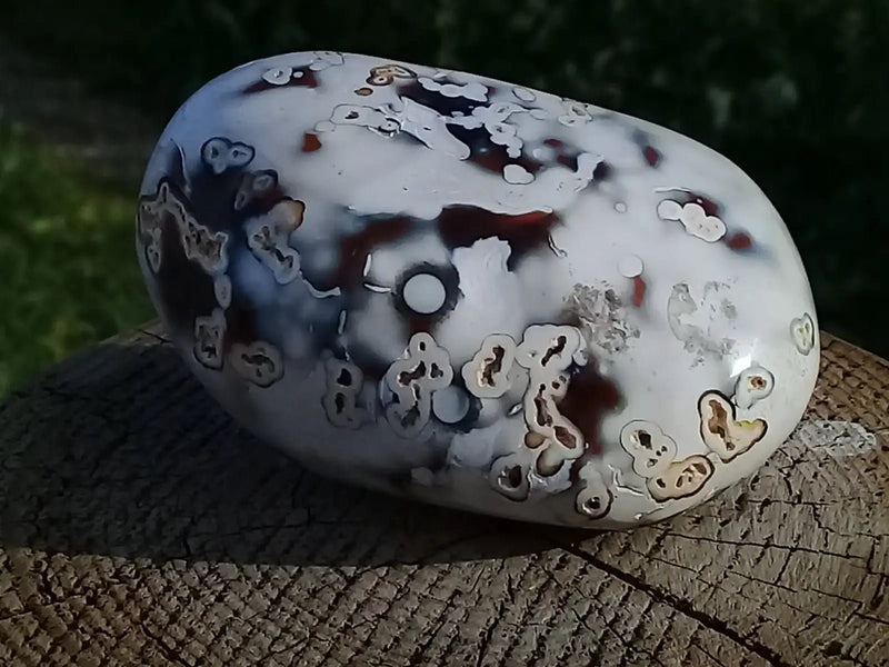 Load image into Gallery viewer, Cornaline du Brésil galet Grade A++++ Cornaline galet
