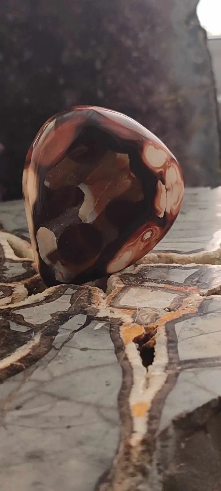 Chargez l&#39;image dans la visionneuse de la galerie, Cornaline du Brésil galet Grade A++++ Cornaline galet
