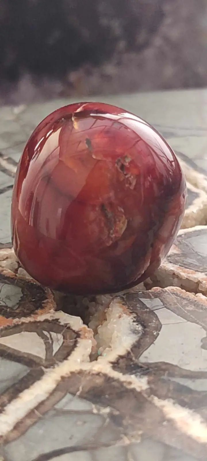 Load image into Gallery viewer, Cornaline du Brésil galet grade A++++ Cornaline galet
