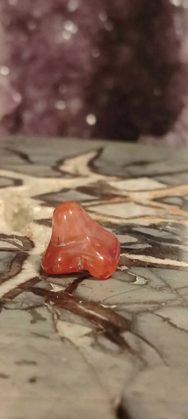 Load image into Gallery viewer, Cornaline du Brésil pierre roulée Grade A++++ Cornaline pierre roulée
