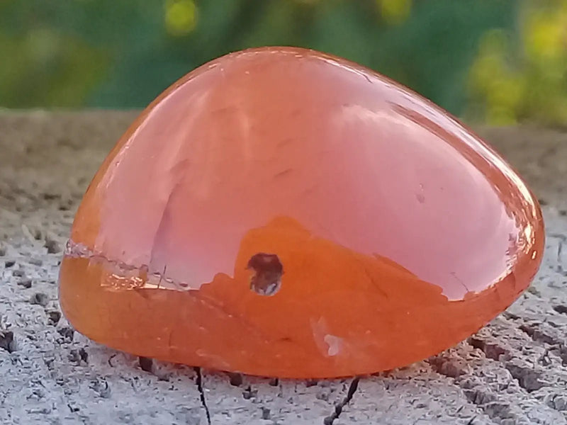 Chargez l&#39;image dans la visionneuse de la galerie, Cornaline du Brésil pierre roulée Grade A ++++ Cornaline pierre roulée
