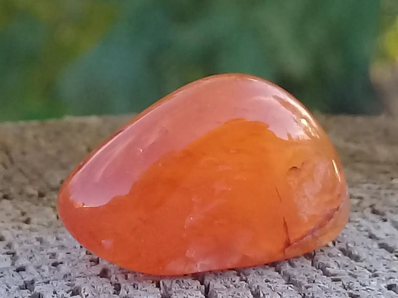 Chargez l&#39;image dans la visionneuse de la galerie, Cornaline du Brésil pierre roulée Grade A ++++ Cornaline pierre roulée
