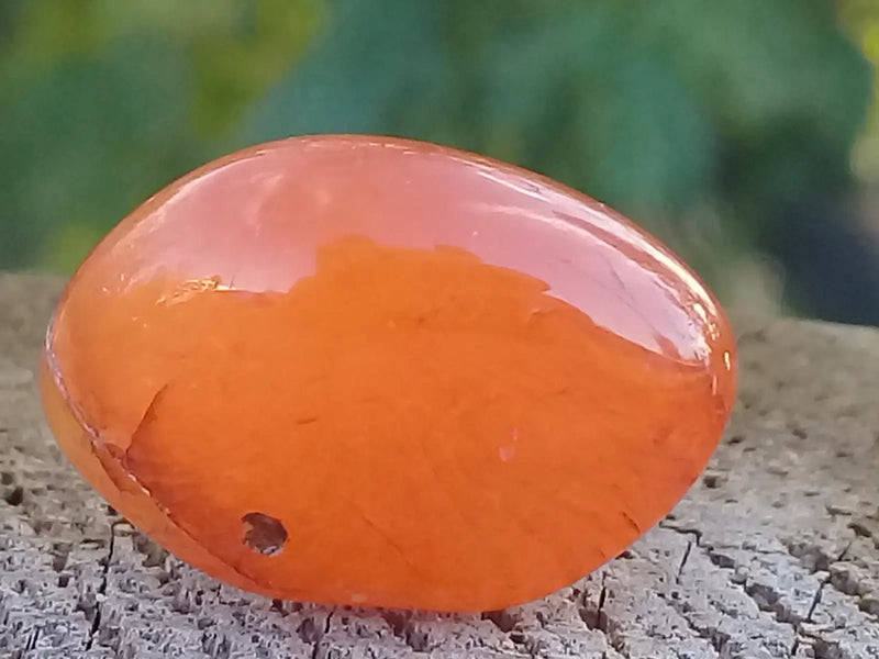 Chargez l&#39;image dans la visionneuse de la galerie, Cornaline du Brésil pierre roulée Grade A ++++ Cornaline pierre roulée
