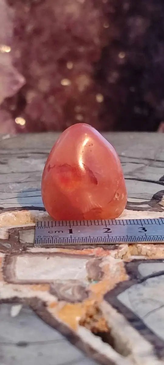 Chargez l&#39;image dans la visionneuse de la galerie, Cornaline du Brésil pierre roulée Grade A ++++ Cornaline pierre roulée
