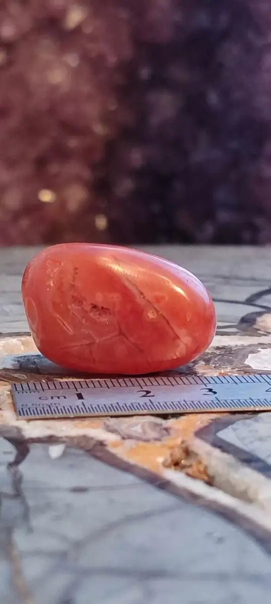 Load image into Gallery viewer, Cornaline du Brésil pierre roulée Grade A ++++ Cornaline pierre roulée
