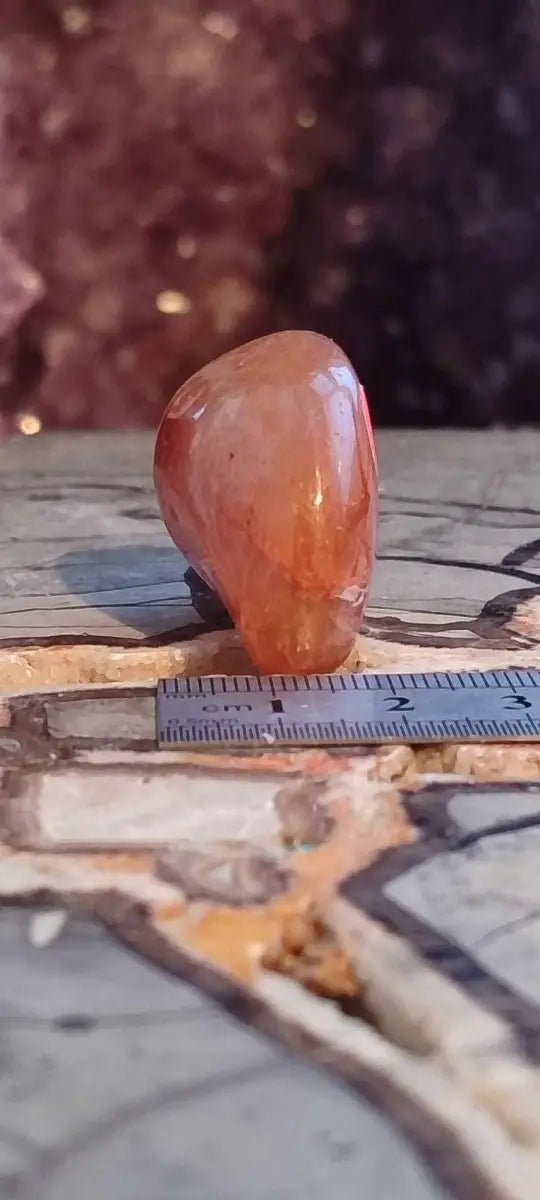 Load image into Gallery viewer, Cornaline du Brésil pierre roulée Grade A ++++ Cornaline pierre roulée
