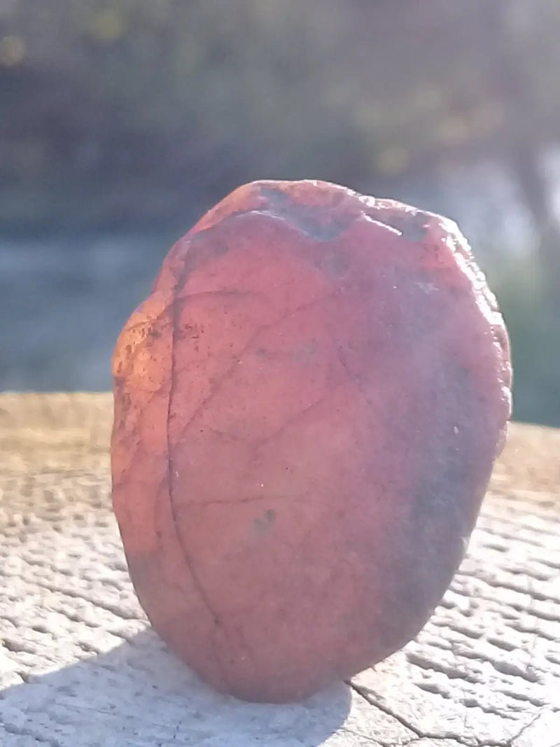 Load image into Gallery viewer, Cornaline pierre brute Grade A ++++ Cornaline pierre brute
