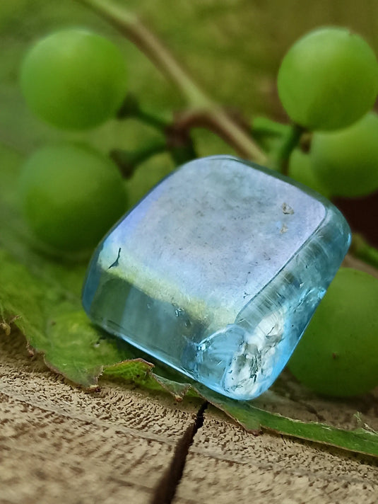 Cristal Aqua-Aura du Brésil pierre roulée Grade A++++ Cristal Aqua Aura pierre roulée Dans la besace du p'tit Poucet   