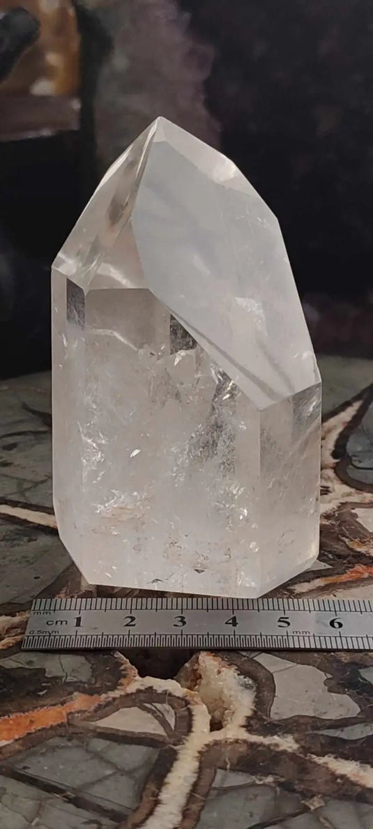 Cristal de roche à inclusions du Brésil colonne Grade A++++ Cristal de roche à inclusion