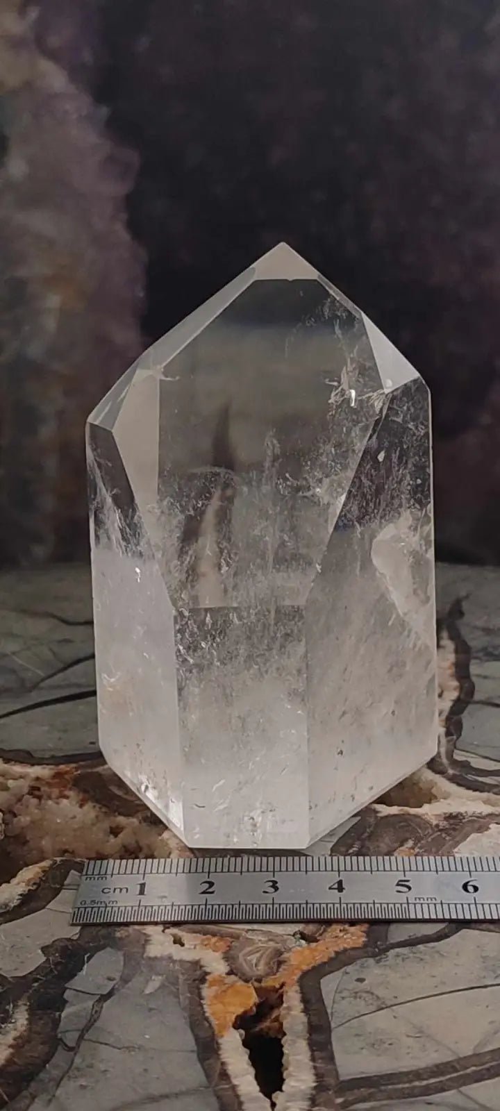 Chargez l&#39;image dans la visionneuse de la galerie, Cristal de roche à inclusions du Brésil colonne Grade A++++ Cristal de roche à inclusion
