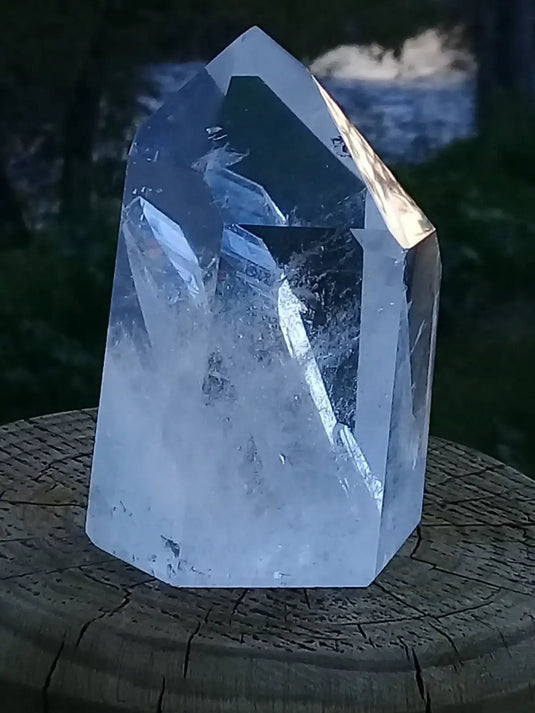 Cristal de roche du Brésil à inclusion fantôme Grade A++++ Cristal de Roche colonne avec inclusion naturelle pointe de Cristal