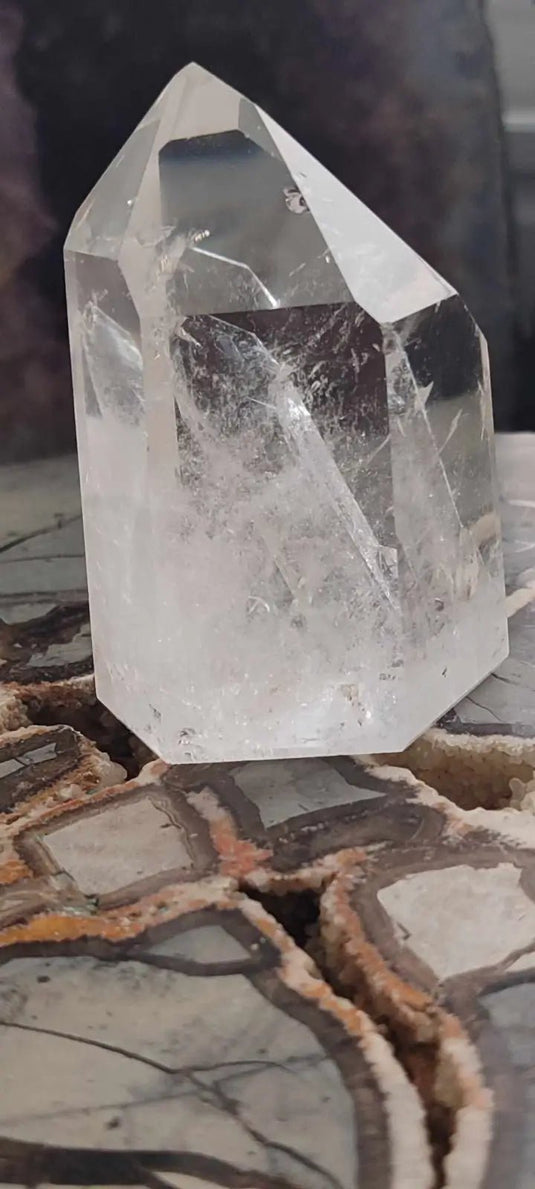 Cristal de roche du Brésil à inclusion fantôme Grade A++++ Cristal de Roche colonne avec inclusion naturelle pointe de Cristal