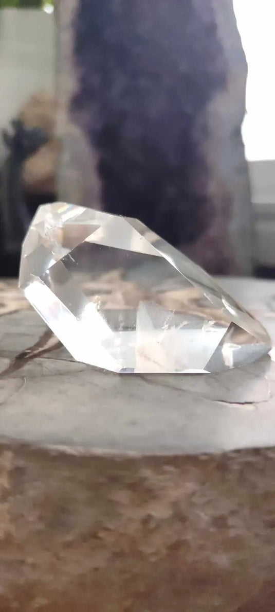 Cristal de roche du Brésil à inclusions fantômes Grade A++++ Cristal de roche à inclusion