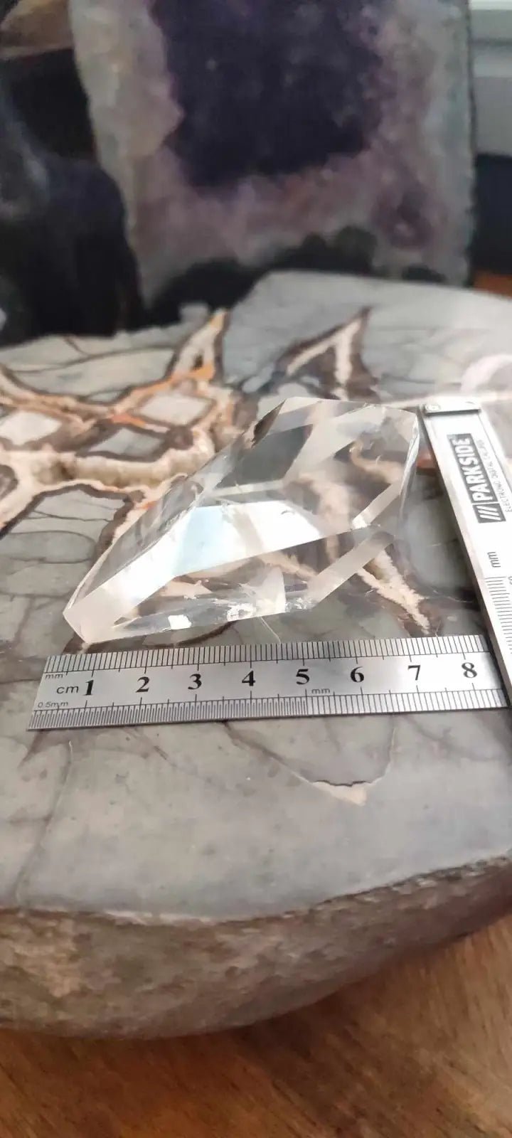 Chargez l&#39;image dans la visionneuse de la galerie, Cristal de roche du Brésil à inclusions fantômes Grade A++++ Cristal de roche à inclusion
