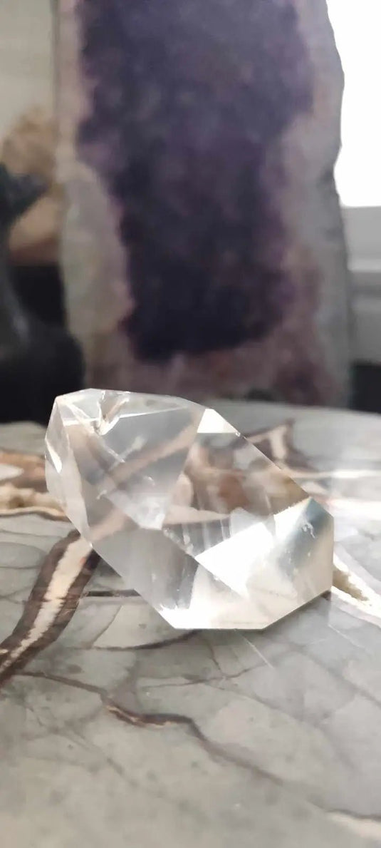 Cristal de roche du Brésil à inclusions fantômes Grade A++++ Cristal de roche à inclusion