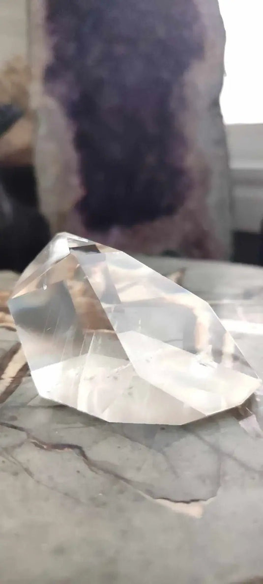 Cristal de roche du Brésil à inclusions fantômes Grade A++++ Cristal de roche à inclusion