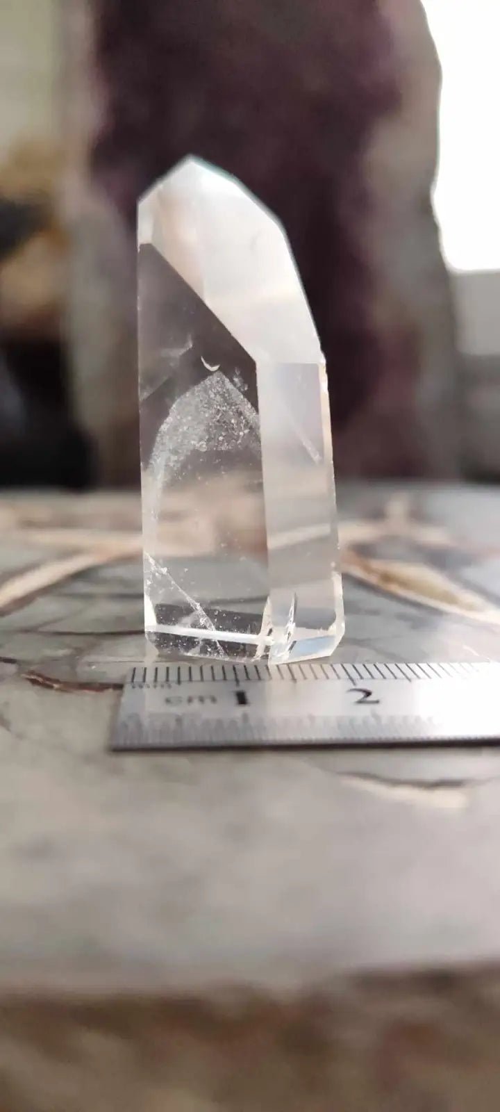 Chargez l&#39;image dans la visionneuse de la galerie, Cristal de roche du Brésil à inclusions fantômes Grade A++++ Cristal de roche à inclusion fantôme
