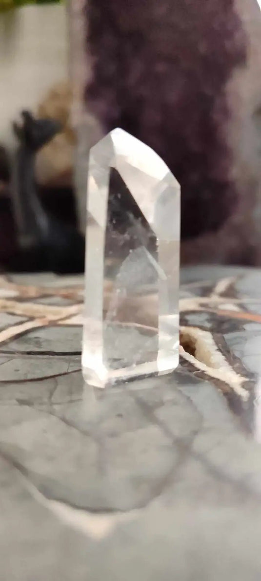 Cristal de roche du Brésil à inclusions fantômes Grade A++++ Cristal de roche à inclusion fantôme