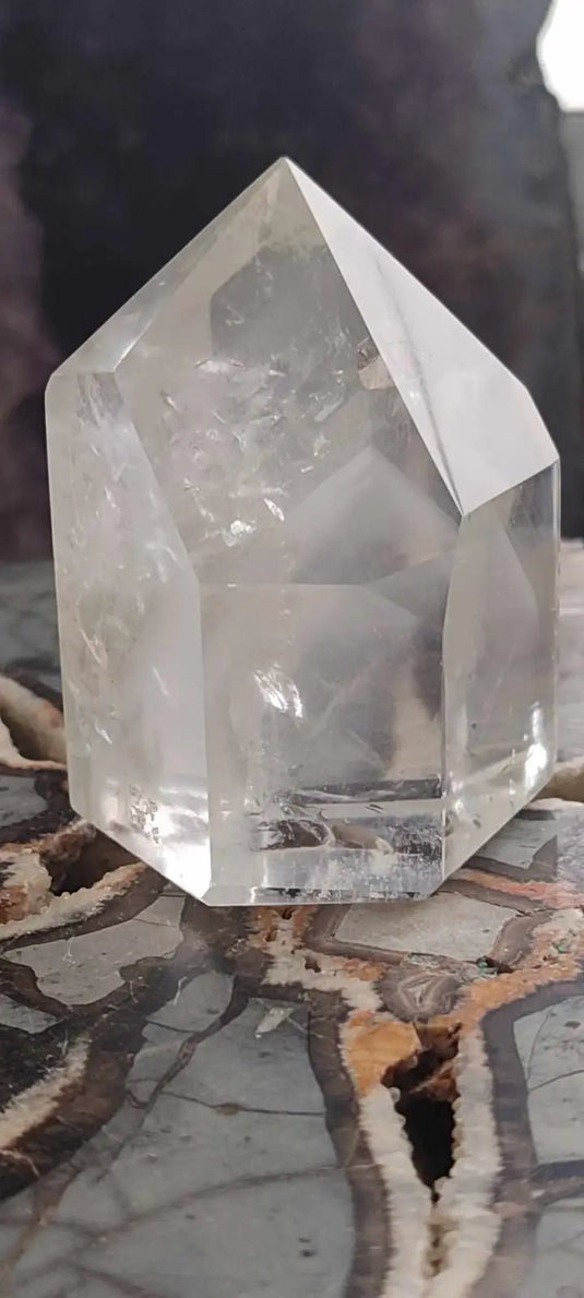 Cristal de roche du Brésil à inclusions fantômes Grade A++++ Cristal de roche à inclusion fantôme