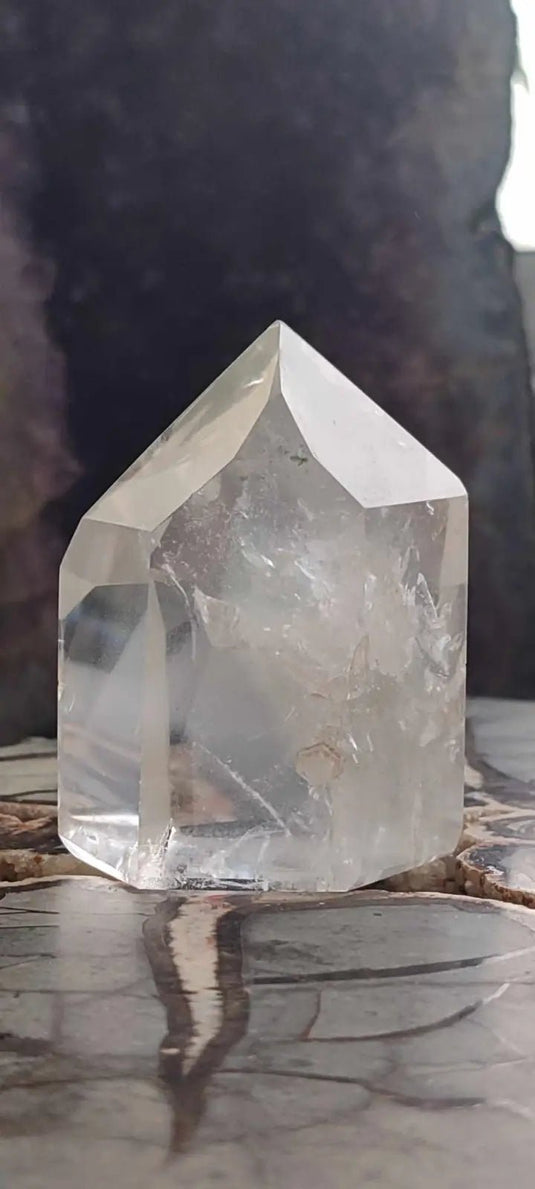 Cristal de roche du Brésil à inclusions fantômes Grade A++++ Cristal de roche à inclusion fantôme