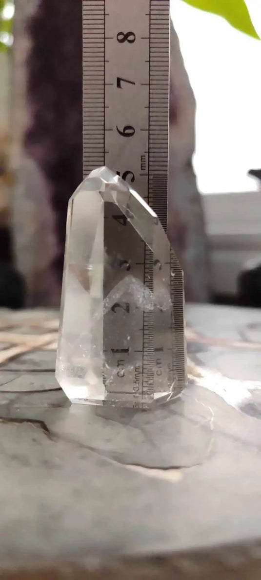 Cristal de roche du Brésil à inclusions fantômes Grade A++++ Cristal de roche à inclusion fantôme
