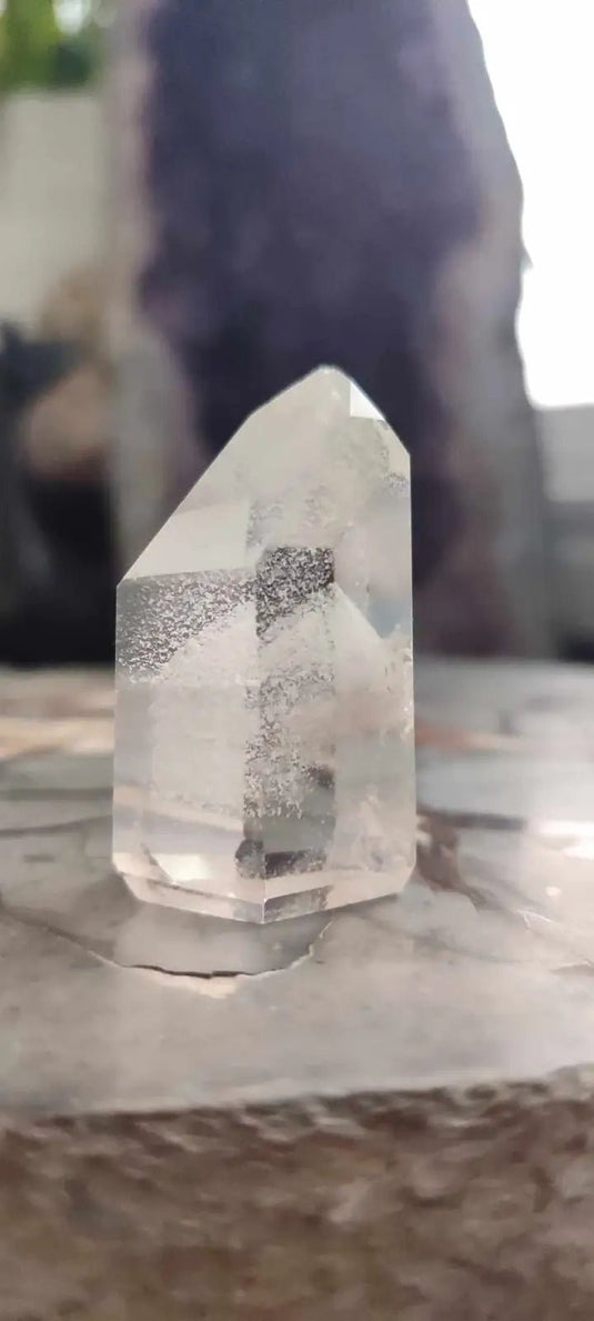 Cristal de roche du Brésil à inclusions fantômes Grade A++++ Cristal de roche à inclusion fantôme