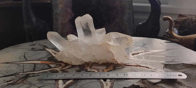 Load image into Gallery viewer, Cristal de roche du Brésil mâcle Grade A++++ Cristal de roche mâcle
