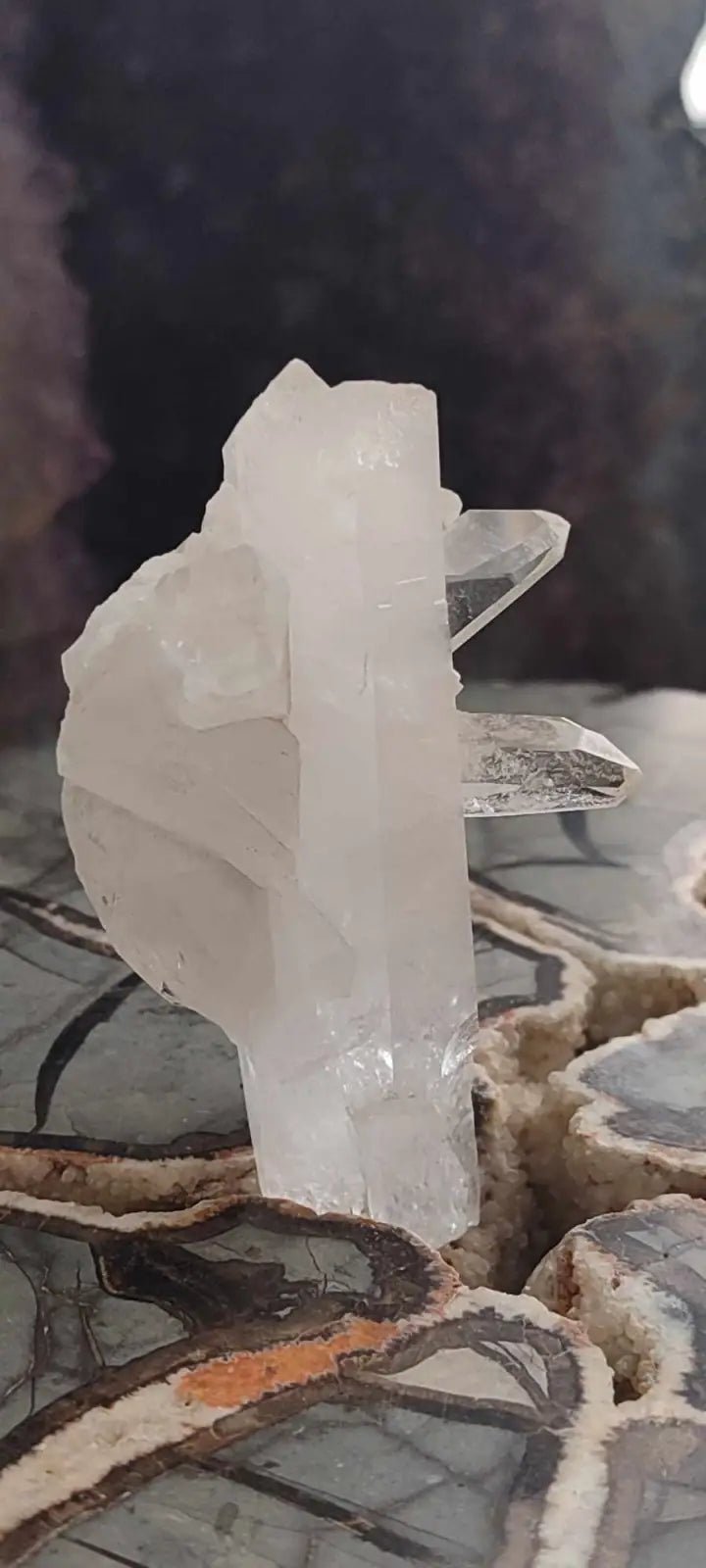 Chargez l&#39;image dans la visionneuse de la galerie, Cristal de roche du Brésil mâcle Grade A++++ Cristal de roche mâcle
