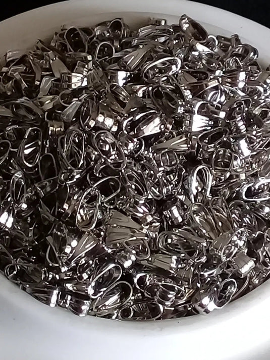 Crochets de bélières pendentifs pour passant cordon Divers coloris Prix à l’unité Crochets pour bélières pendentifs Divers coloris