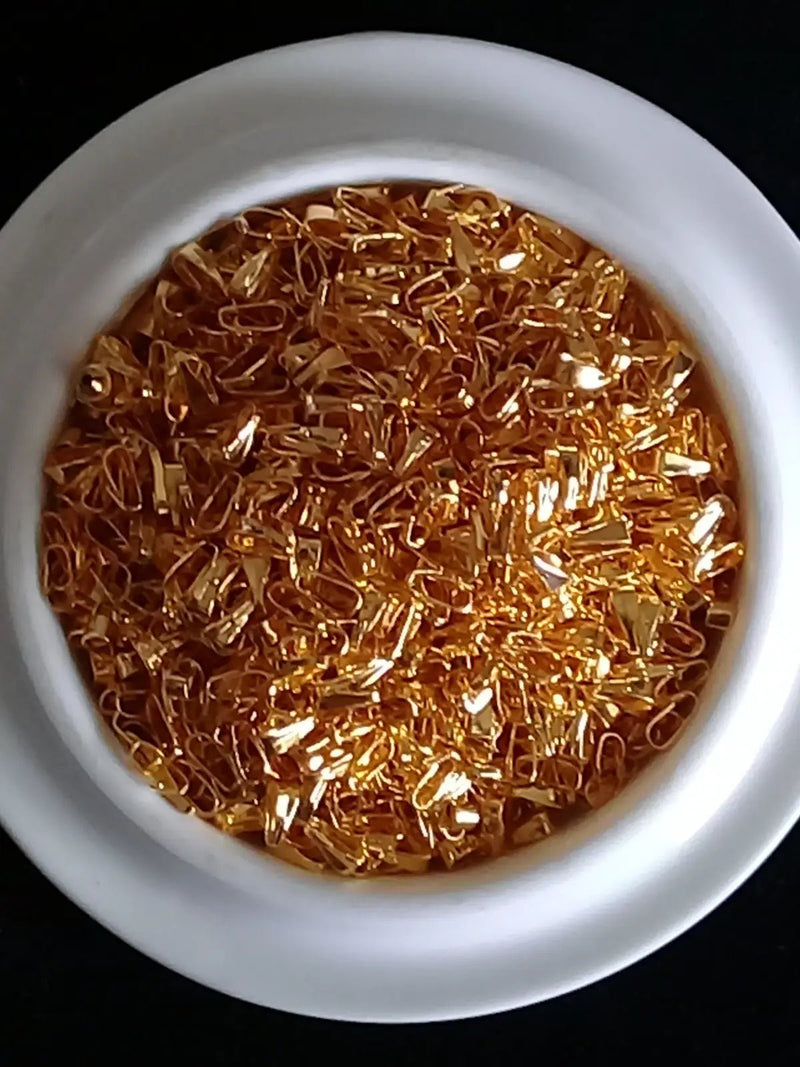 Chargez l'image dans la visionneuse de la galerie, Crochets de bélières pendentifs pour passant cordon Divers coloris Prix à l’unité Or jaune Crochets pour bélières pendentifs Divers coloris
