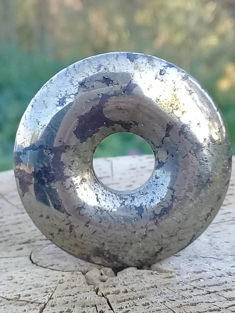 Chargez l&#39;image dans la visionneuse de la galerie, Donut en Pyrite Donut en Pyrite
