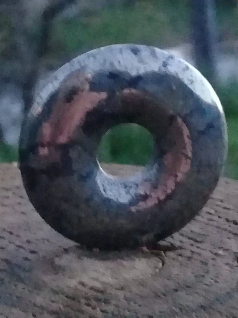 Chargez l&#39;image dans la visionneuse de la galerie, Donut en Pyrite Donut en Pyrite
