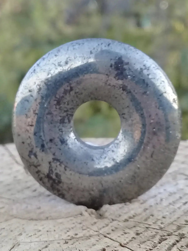 Chargez l&#39;image dans la visionneuse de la galerie, Donut en Pyrite Donut en Pyrite
