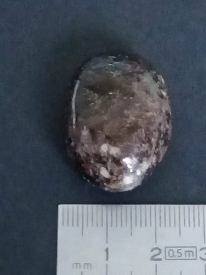 Chargez l&#39;image dans la visionneuse de la galerie, Dravite ou Tourmaline brune du Brésil pierre roulée Grade A++++ Dravite ou Tourmaline brune du Brésil pierre roulée
