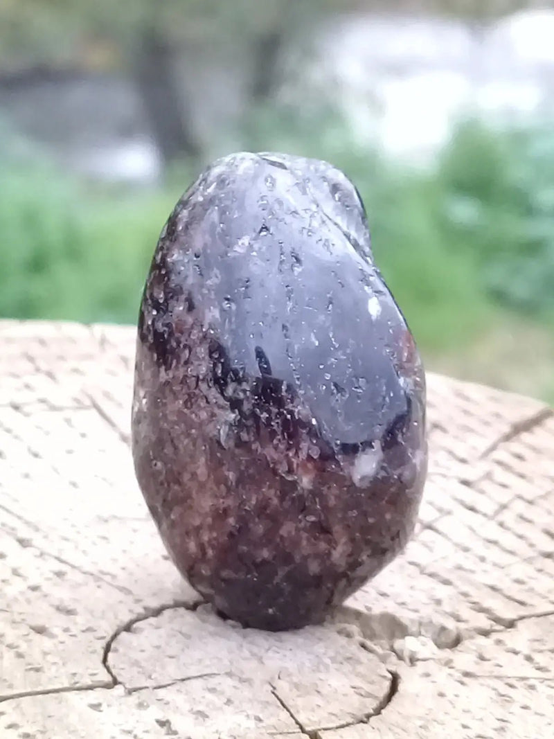 Load image into Gallery viewer, Dravite ou Tourmaline brune du Brésil pierre roulée Grade A++++ Dravite ou Tourmaline brune du Brésil pierre roulée
