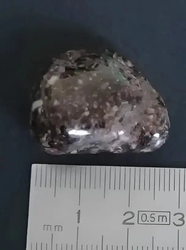 Load image into Gallery viewer, Dravite ou Tourmaline brune du Brésil pierre roulée Grade A++++ Dravite ou Tourmaline brune du Brésil pierre roulée
