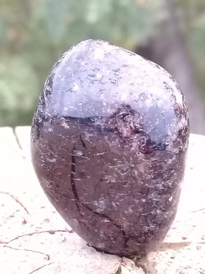 Chargez l&#39;image dans la visionneuse de la galerie, Dravite ou Tourmaline brune du Brésil pierre roulée Grade A++++ Dravite ou Tourmaline brune du Brésil pierre roulée
